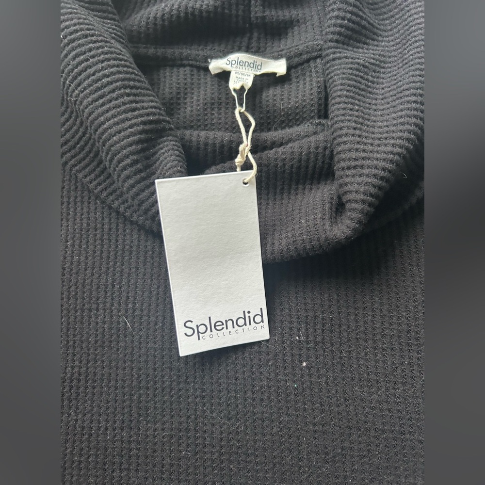 Splendid Charcoal Turtleneck Sweater for women. Retails for 138$ NWT